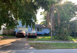 Pre-foreclosure in  S 28TH AVE Hollywood, FL 33020