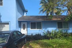 Pre-foreclosure in  S 28TH AVE Hollywood, FL 33020