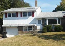 Pre-foreclosure in  S BRENTWOOD AVE Pitman, NJ 08071