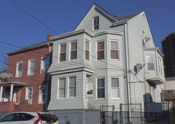 Pre-foreclosure in  CHESTNUT ST Paterson, NJ 07501