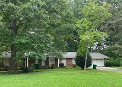 Pre-foreclosure in  WAKEFIELD DR Decatur, GA 30034