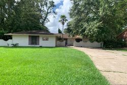 Pre-foreclosure in  HARDING BLVD Baton Rouge, LA 70807