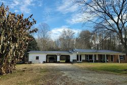 Pre-foreclosure Listing in OAKWOOD AVE CLAREMONT, NC 28610