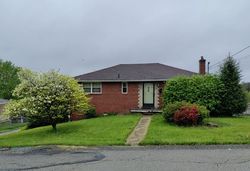 Pre-foreclosure in  BELLVIEW DR Irwin, PA 15642