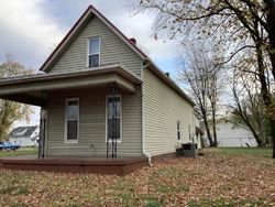 Pre-foreclosure in  S ELLIOTT ST Evansville, IN 47713