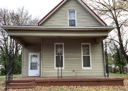 Pre-foreclosure in  S ELLIOTT ST Evansville, IN 47713