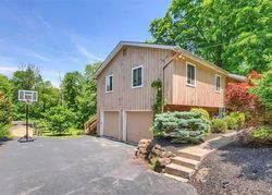 Pre-foreclosure in  LAKEVIEW AVE W Cortlandt Manor, NY 10567