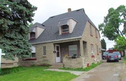 Pre-foreclosure in  W BELL AVE Appleton, WI 54914