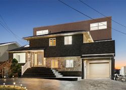 Pre-foreclosure Listing in SHORE RD BELLMORE, NY 11710