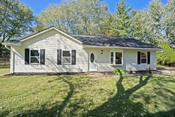 Pre-foreclosure in  RED OAK DR Loveland, OH 45140
