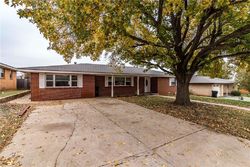 Pre-foreclosure in  E ARLINGTON AVE Weatherford, OK 73096