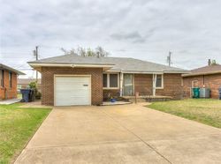 Pre-foreclosure in  SW MURRAY DR Oklahoma City, OK 73119