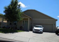 Pre-foreclosure in  QUINCY AVE Roseburg, OR 97471