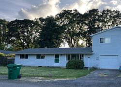 Pre-foreclosure in  SE 5TH ST Scappoose, OR 97056