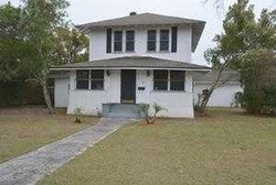 Pre-foreclosure in  AVENUE B NE Winter Haven, FL 33881