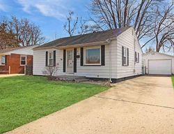 Pre-foreclosure in  TENNELL RD Pekin, IL 61554