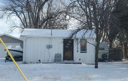 Pre-foreclosure in  44TH ST Moline, IL 61265