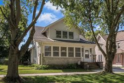 Pre-foreclosure Listing in W BROADWAY ST STANWOOD, IA 52337