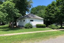 Pre-foreclosure Listing in S ELM ST STONINGTON, IL 62567