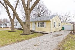 Pre-foreclosure in  N 19TH ST Springfield, IL 62702