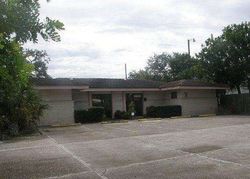 Pre-foreclosure in  HAWTHORNE ST Sarasota, FL 34239