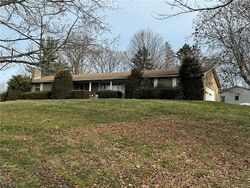 Pre-foreclosure in  DOLPHIN ST SW Beach City, OH 44608