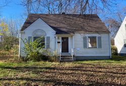 Pre-foreclosure in  MEADE AVE Akron, OH 44305