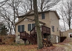 Pre-foreclosure in  VAUGHN TRL Akron, OH 44319