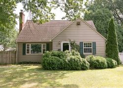 Pre-foreclosure in  BROAD BLVD Cuyahoga Falls, OH 44221