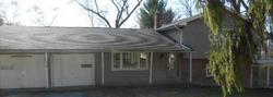 Pre-foreclosure in  N HIDDEN VALLEY RD Cuyahoga Falls, OH 44223