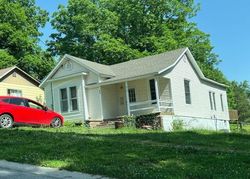 Pre-foreclosure in  W MCKINNEY ST Neosho, MO 64850