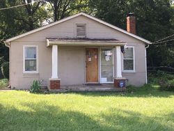 Pre-foreclosure in  OLD SANTA FE RD Kansas City, MO 64138