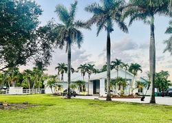 Pre-foreclosure in  SW 291ST ST Homestead, FL 33030