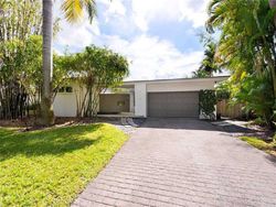 Pre-foreclosure in  NE 98TH ST Miami, FL 33138