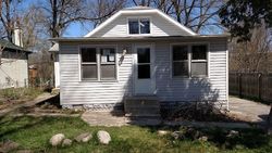Pre-foreclosure in  W LINDEN LN Antioch, IL 60002