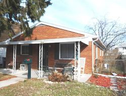 Pre-foreclosure in  LICKING ST Toledo, OH 43605