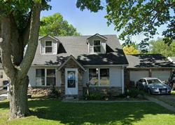 Pre-foreclosure in  COURTLAND BLVD Eastlake, OH 44095