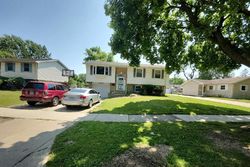 Pre-foreclosure in  OAK LN Rolling Meadows, IL 60008