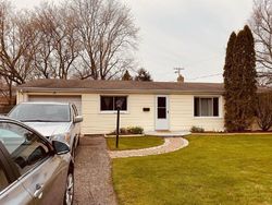 Pre-foreclosure in  LANDON AVE Winthrop Harbor, IL 60096