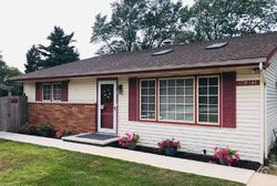 Pre-foreclosure in  LIES RD West Chicago, IL 60185