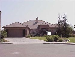 Pre-foreclosure in  FOLSOM LAKE CT Bakersfield, CA 93314