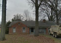 Pre-foreclosure in  CHARING CROSS RD Louisville, KY 40222