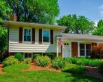 Pre-foreclosure in  LEDGES DR Louisville, KY 40243