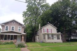 Pre-foreclosure in  S 2ND ST Leavenworth, KS 66048