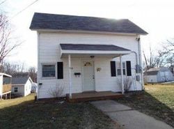 Pre-foreclosure in  3RD AVE Grinnell, IA 50112