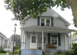 Pre-foreclosure in  S 10TH ST Burlington, IA 52601