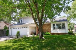 Pre-foreclosure Listing in HAMMONTREE DR URBANDALE, IA 50322