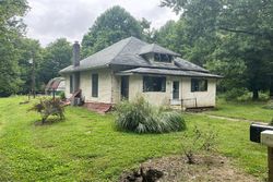 Pre-foreclosure in  NEWARK RD Spencer, IN 47460