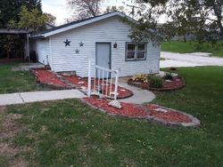 Pre-foreclosure in  E GRAHAM ST Dixon, IL 61021