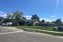 Pre-foreclosure in  E MONROE ST Nampa, ID 83687